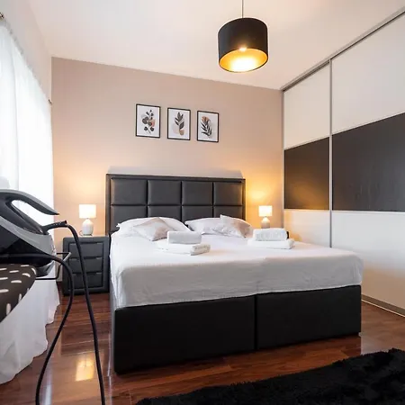 Absolute Gray Apartman