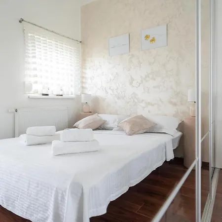 Apartman Absolute Gray